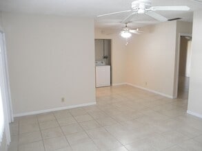 640 NE 6th Ct in Boynton Beach, FL - Building Photo - Building Photo