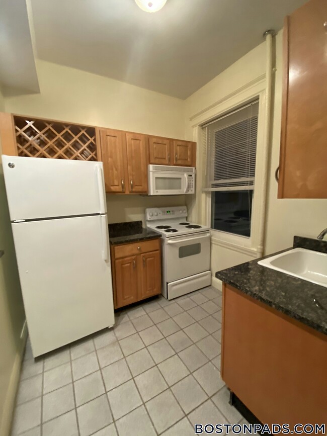 property at 28 Queensberry St