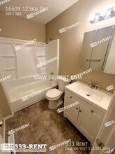 16609 W 123rd St in Olathe, KS - Building Photo - Building Photo