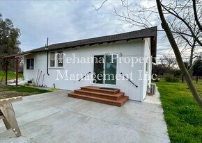 8770 Fox St in Los Molinos, CA - Building Photo
