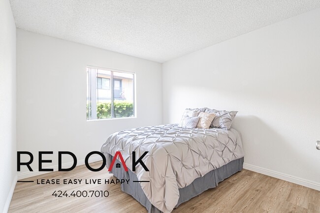 6601 Victoria Ave in Highland, CA - Foto de edificio - Building Photo