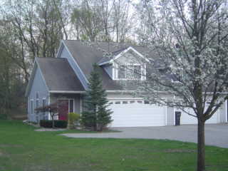 3525 Butternut Dr in Holland, MI - Building Photo