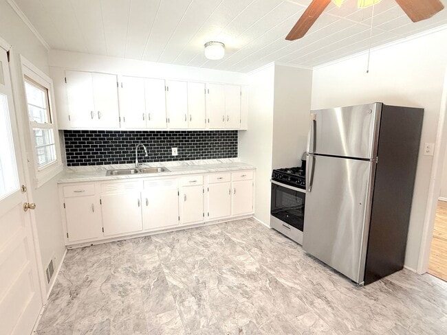 3205 Francis Pl in Kansas City, KS - Building Photo - Building Photo