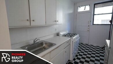 824 W Waveland Ave, Unit 827-S1 in Chicago, IL - Building Photo - Building Photo