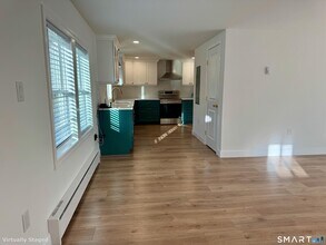 6 Stevens Rd in Clinton, CT - Building Photo - Building Photo