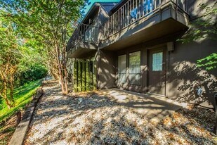 2804 Stewart Dr in Waco, TX - Building Photo