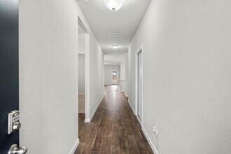 453 Apache Plum Dr in Niederwald, TX - Building Photo - Building Photo