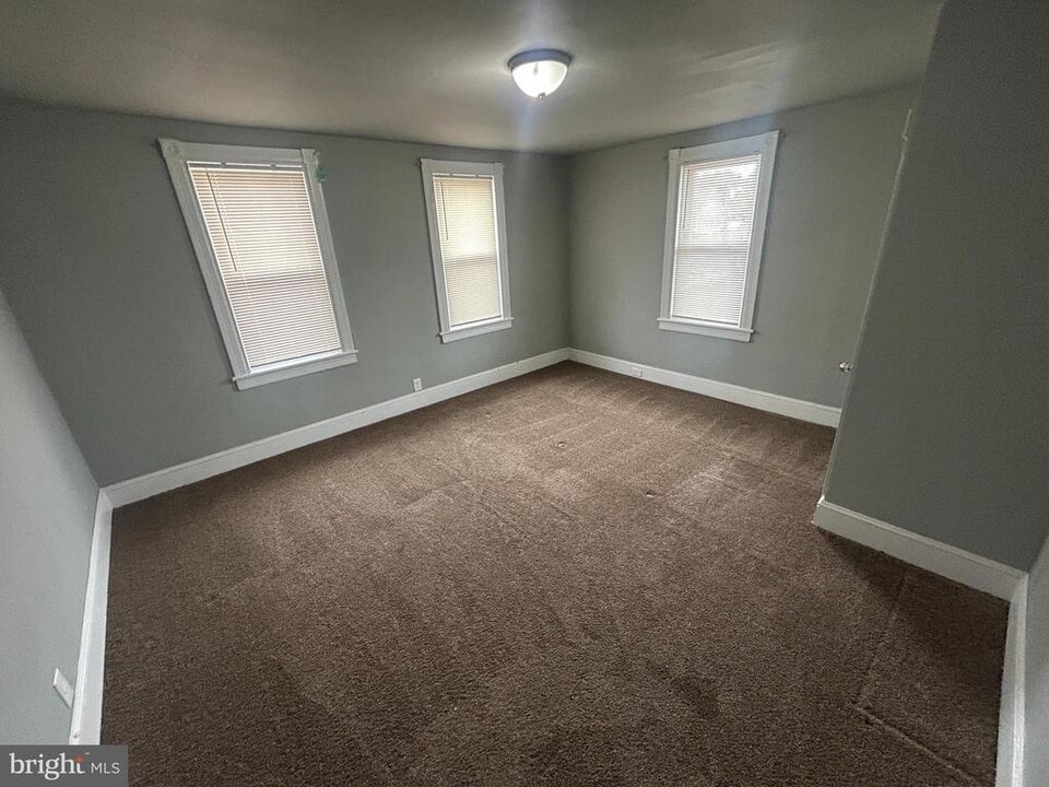 29 Webster St in Riverside, NJ - Building Photo