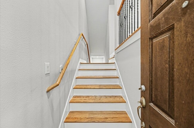 584 Bomar St in Houston, TX - Foto de edificio - Building Photo