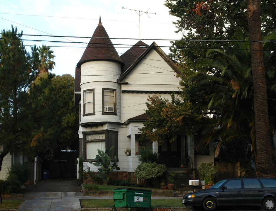 415 N 5th St in San Jose, CA - Building Photo