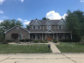 225 Archview Dr in Shiloh, IL - Building Photo