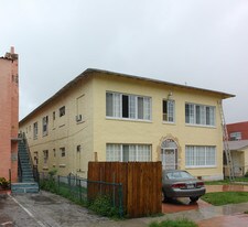 1818 SW 9th St in Miami, FL - Building Photo