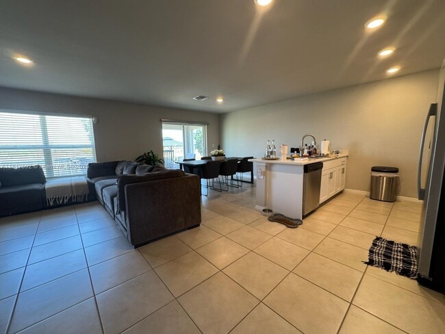 150 Plantation Dr in La Belle, FL - Building Photo - Building Photo
