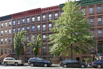 1984 Madison Ave in New York, NY - Building Photo - Building Photo