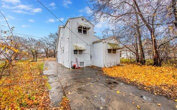 4497 Harding St in Detroit, MI - Building Photo - Building Photo