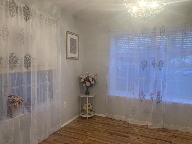227 Lindsey Ct in Franklin Township, NJ - Building Photo - Building Photo