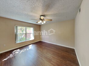 10114 Maronda Dr in Riverview, FL - Building Photo - Building Photo