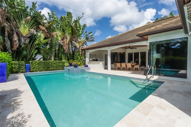 property at 678 11th Ave S