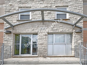 261 Lester St in Waterloo, ON - Building Photo - Building Photo