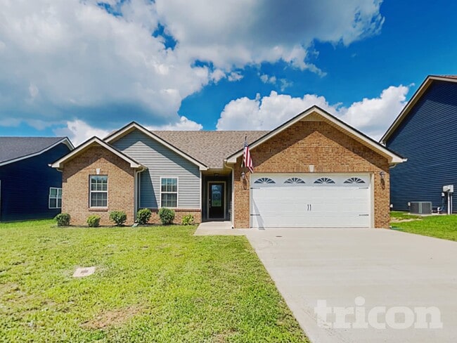 1489 Coronado Dr in Clarksville, TN - Foto de edificio - Building Photo