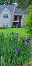 98 Hampshire Ct, Unit 98 in Avondale Estates, GA - Foto de edificio - Building Photo