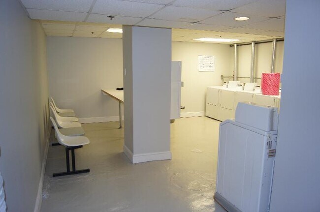 42 Strathmore Rd in Boston, MA - Building Photo - Building Photo
