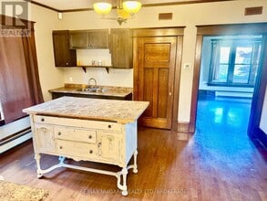 101 Niagara St in Welland, ON - Building Photo - Building Photo