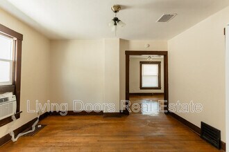 1025 N 8th St in Lincoln, NE - Building Photo - Building Photo