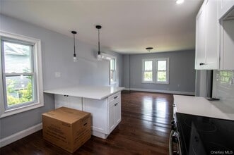 25 Hillside Ave in Rockville Centre, NY - Building Photo - Building Photo