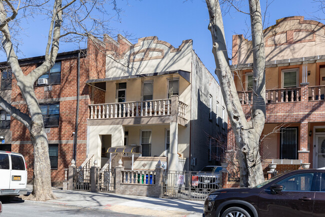 25 Tapscott Street in Brooklyn, NY - Building Photo - Building Photo