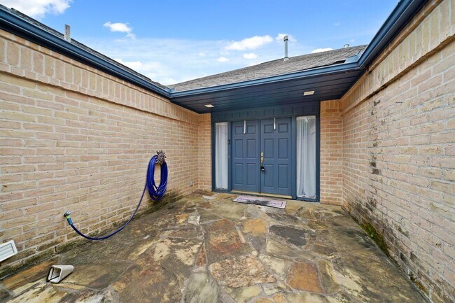 414 Fox Briar Ln in Sugar Land, TX - Building Photo - Building Photo
