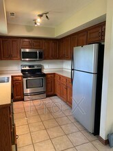 2027 Marigold St in Carthage, MO - Building Photo - Building Photo