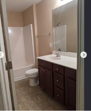 897 Ivydale Ln SW in Lawrenceville, GA - Building Photo