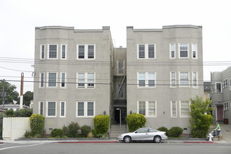 482 40th St in Oakland, CA - Building Photo - Building Photo