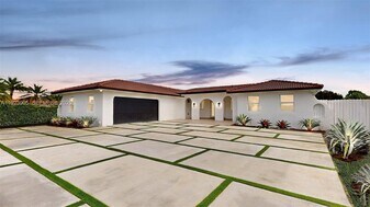 3801 SW 132nd Ave in Miami, FL - Building Photo