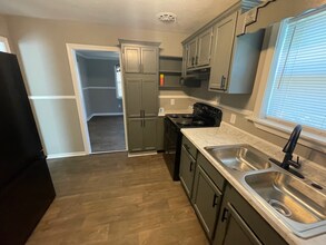 411 Wilshire Ave in Jackson, MS - Building Photo - Building Photo