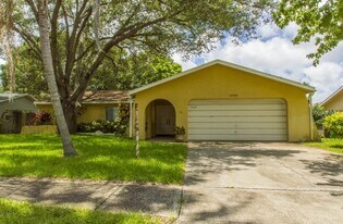 11448 60th Ln N in Pinellas Park, FL - Building Photo