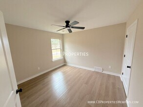 2828 Epping Way Dr in Memphis, TN - Building Photo - Building Photo