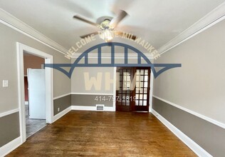 3453 N Frederick Ave in Milwaukee, WI - Building Photo - Building Photo