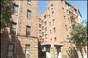 2197-2199 Cruger Ave in Bronx, NY - Building Photo