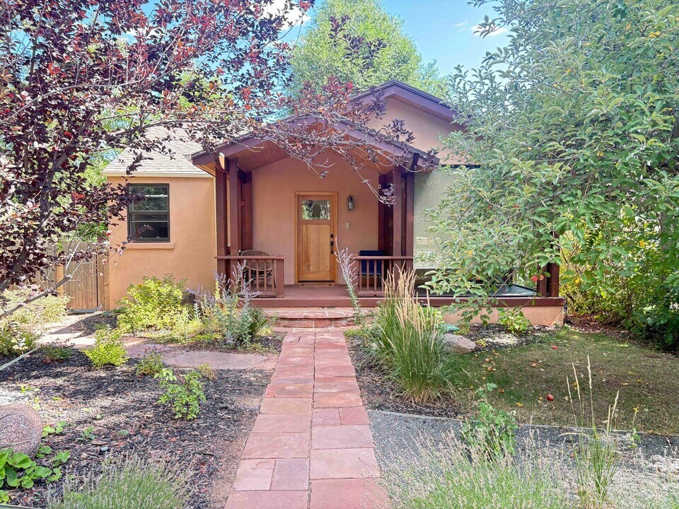 3160 5th St in Boulder, CO - Building Photo