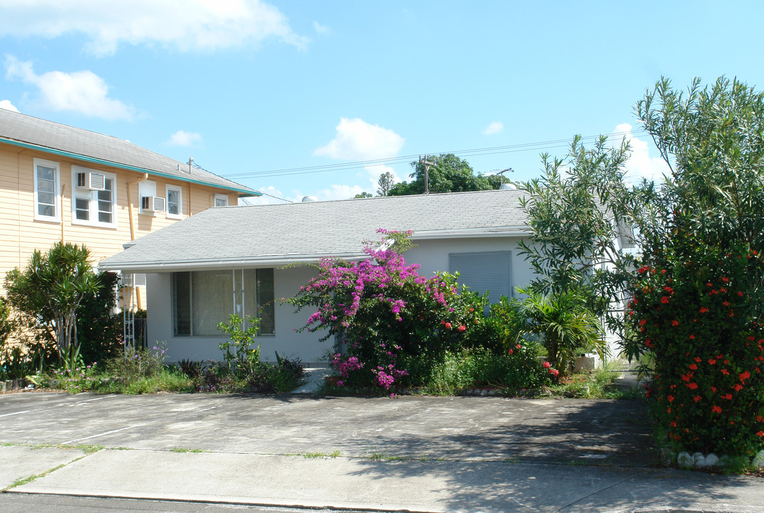 320 S K St in Lake Worth, FL - Building Photo