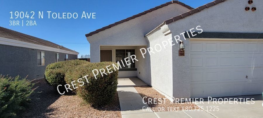 19042 N Toledo Ave in Maricopa, AZ - Building Photo