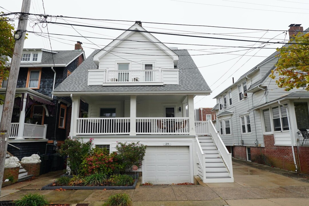 29 Newton Pl in Atlantic City, NJ - Building Photo