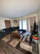 2270 Century Point Ln in Glendale Heights, IL - Building Photo - Building Photo