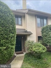74 Highgate Ln in Blue Bell, PA - Building Photo - Building Photo