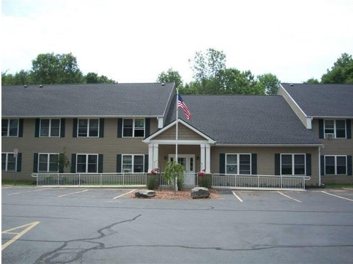 Bayshore Apartments in Brewerton, NY - Building Photo