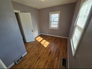 1821 40th St in Rock Island, IL - Building Photo - Building Photo