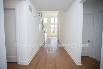 7 Cole Pl in Cranbury, NJ - Building Photo - Building Photo