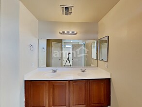 28006 N Iron Ave in San Tan Valley, AZ - Building Photo - Building Photo
